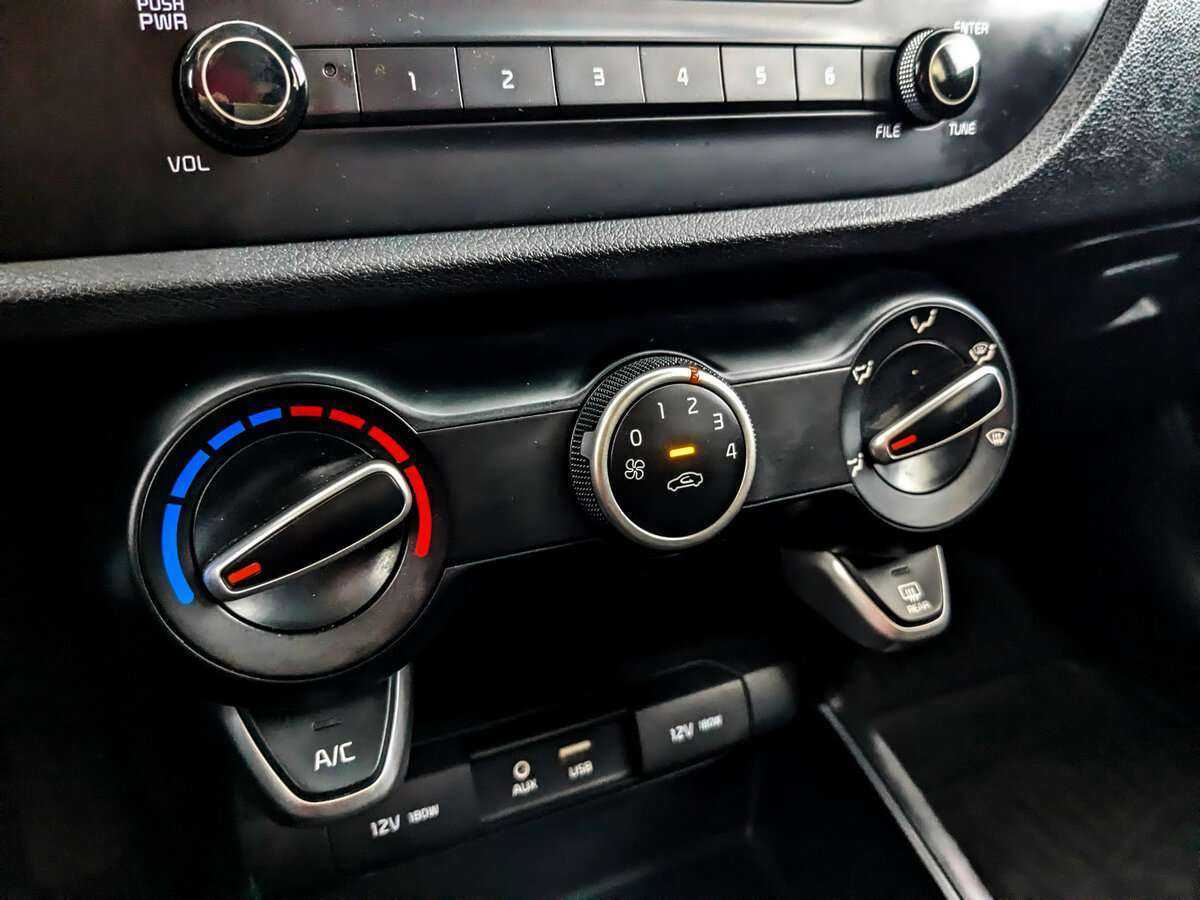 Б/У Киа Рио 2019 года. Фото: #19