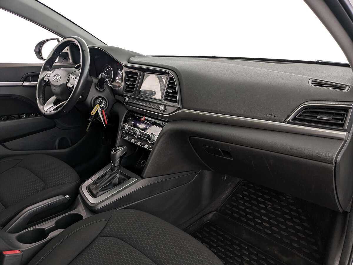 Б/У Хендай Елантра 2020 года. Фото: #8