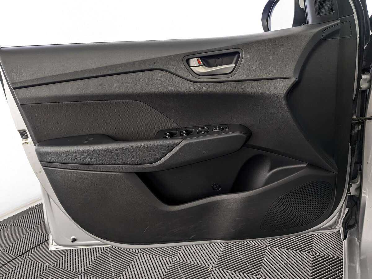 Б/У Хендай Солярис 2018 года. Фото: #14