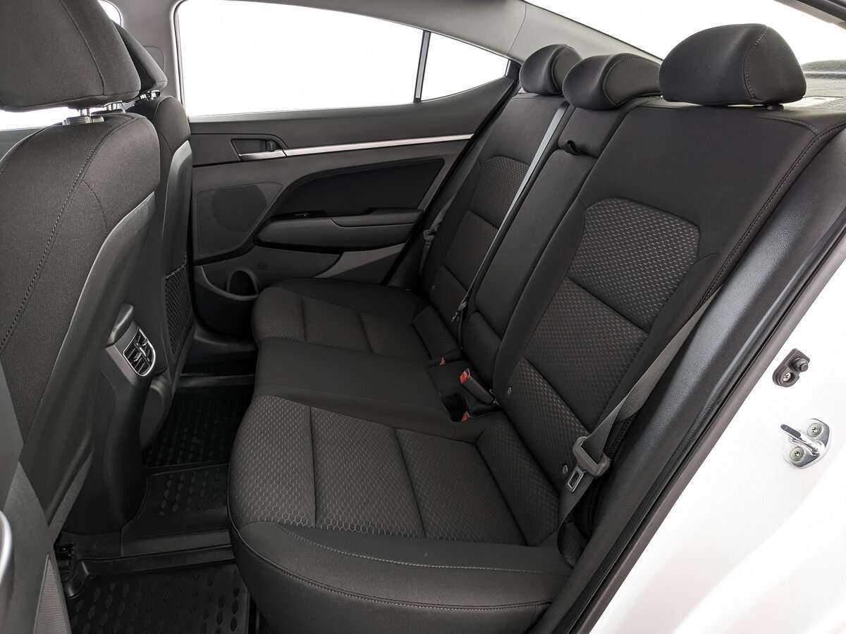 Б/У Хендай Елантра 2020 года. Фото: #17