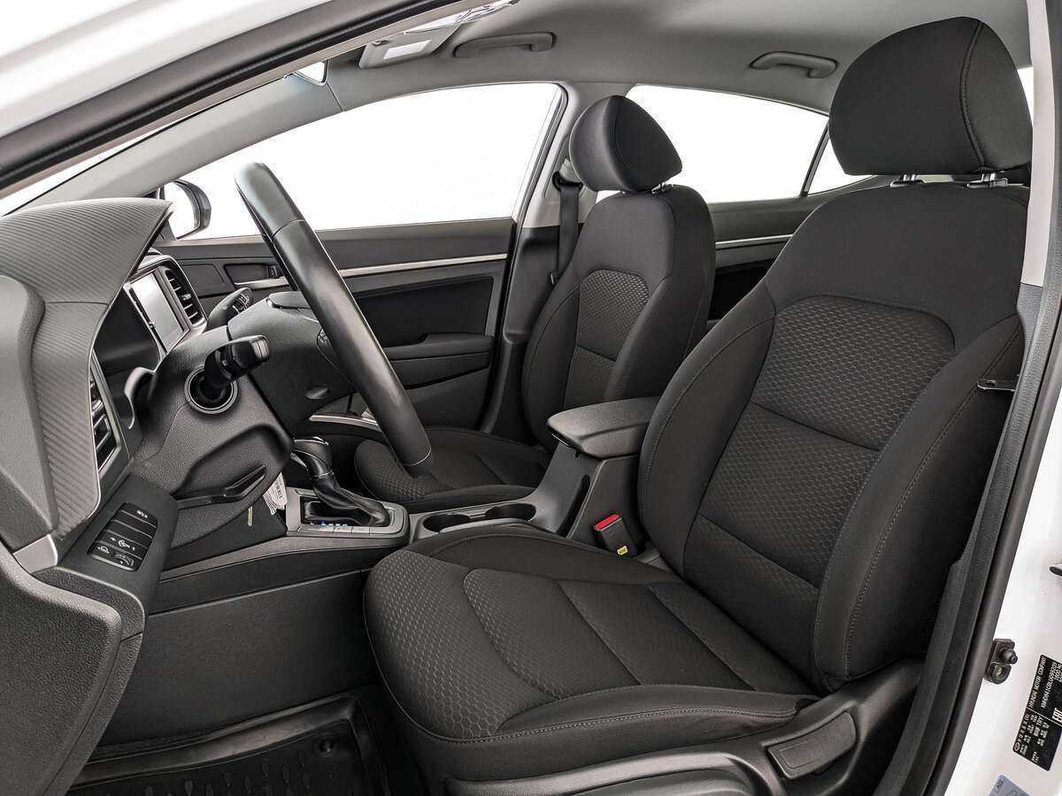 Б/У Хендай Елантра 2020 года. Фото: #19