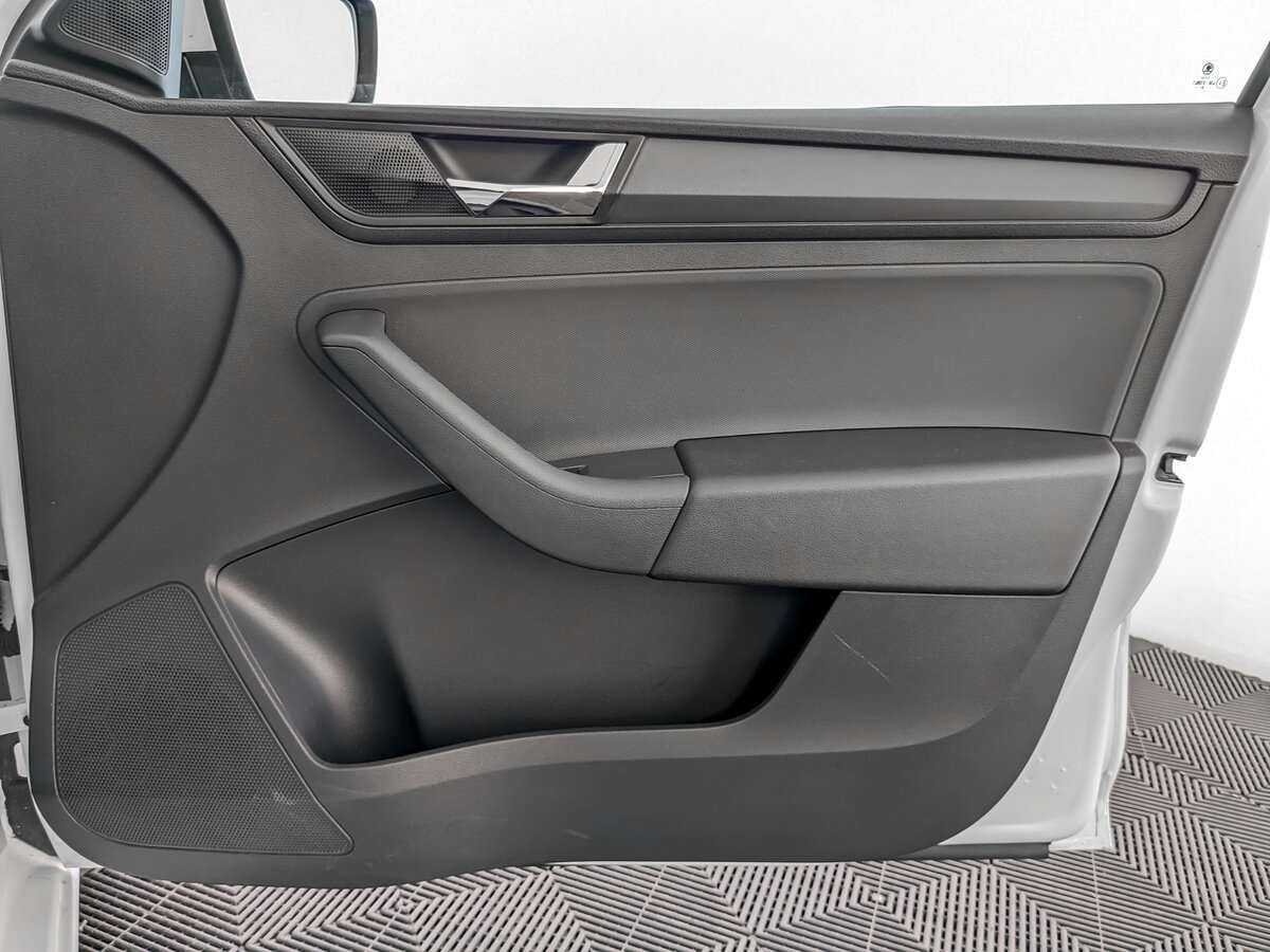 Б/У Шкода Рапид 2018 года. Фото: #19