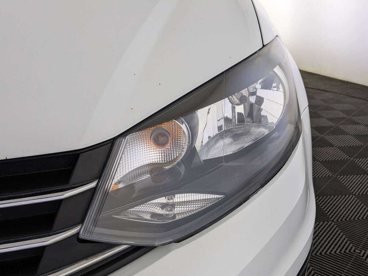 Б/У Фольксваген Поло 2018 года. Фото: #10