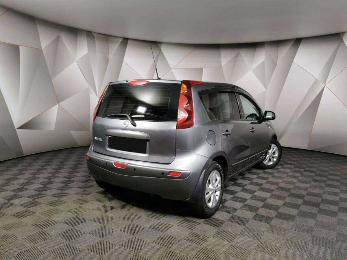 Б/У Ниссан Ноут 2012 года. Фото: #1