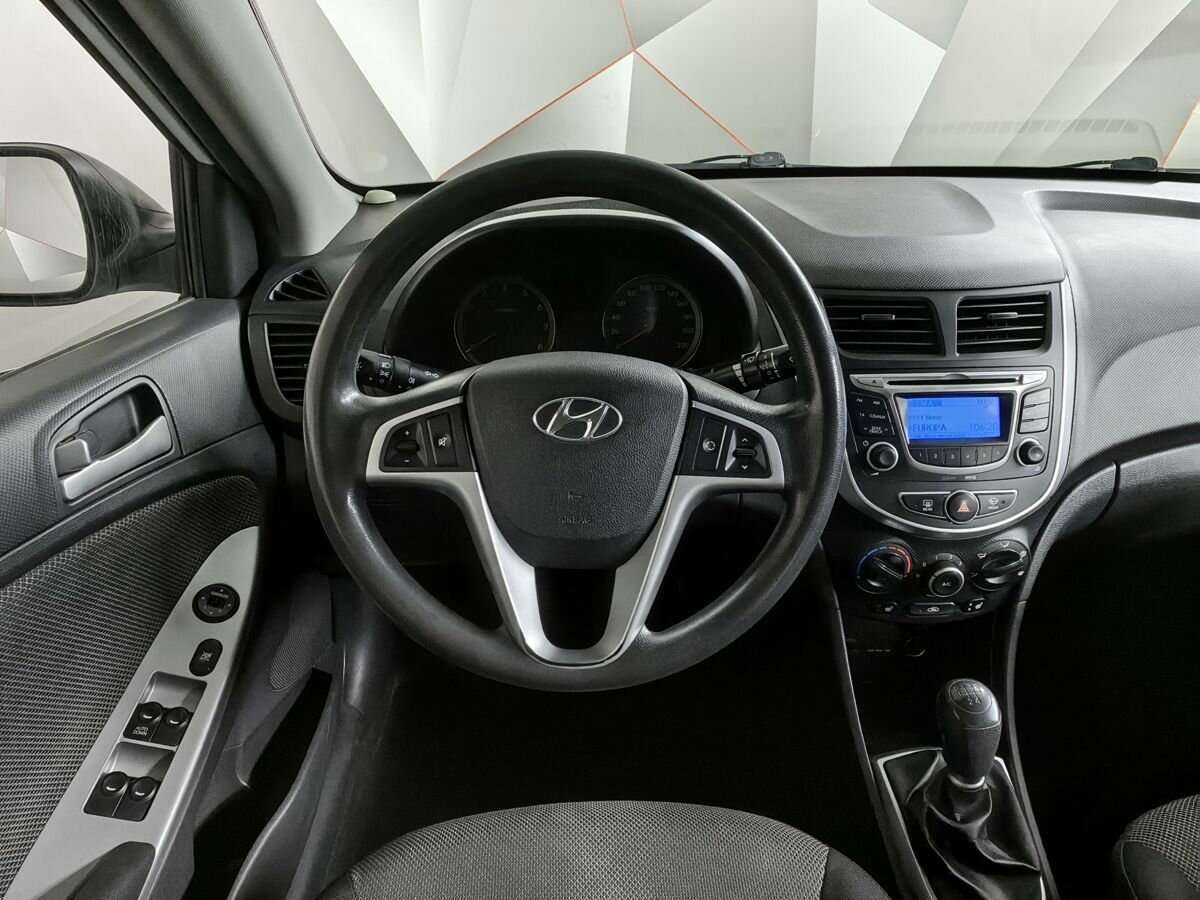 Б/У Хендай Солярис 2013 года. Фото: #14