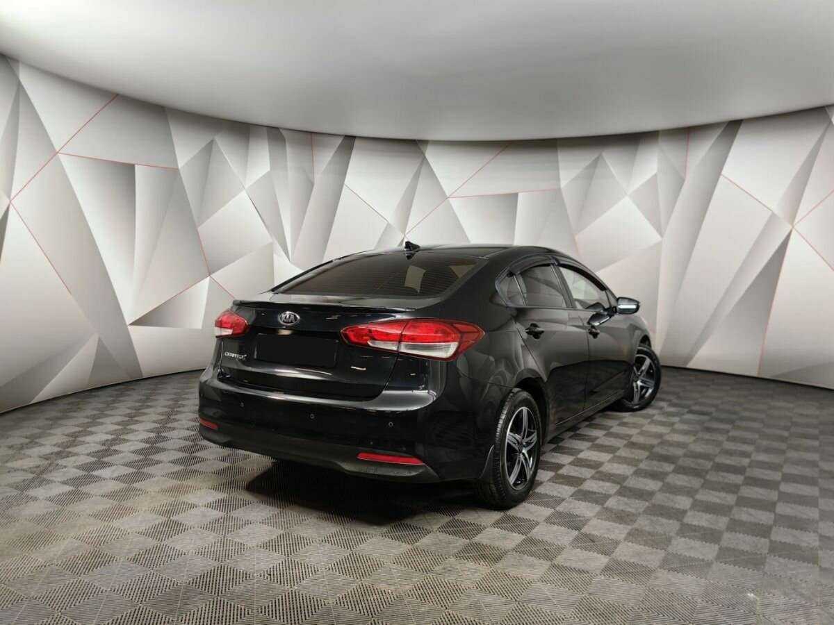 Б/У Киа Церато 2018 года. Фото: #1