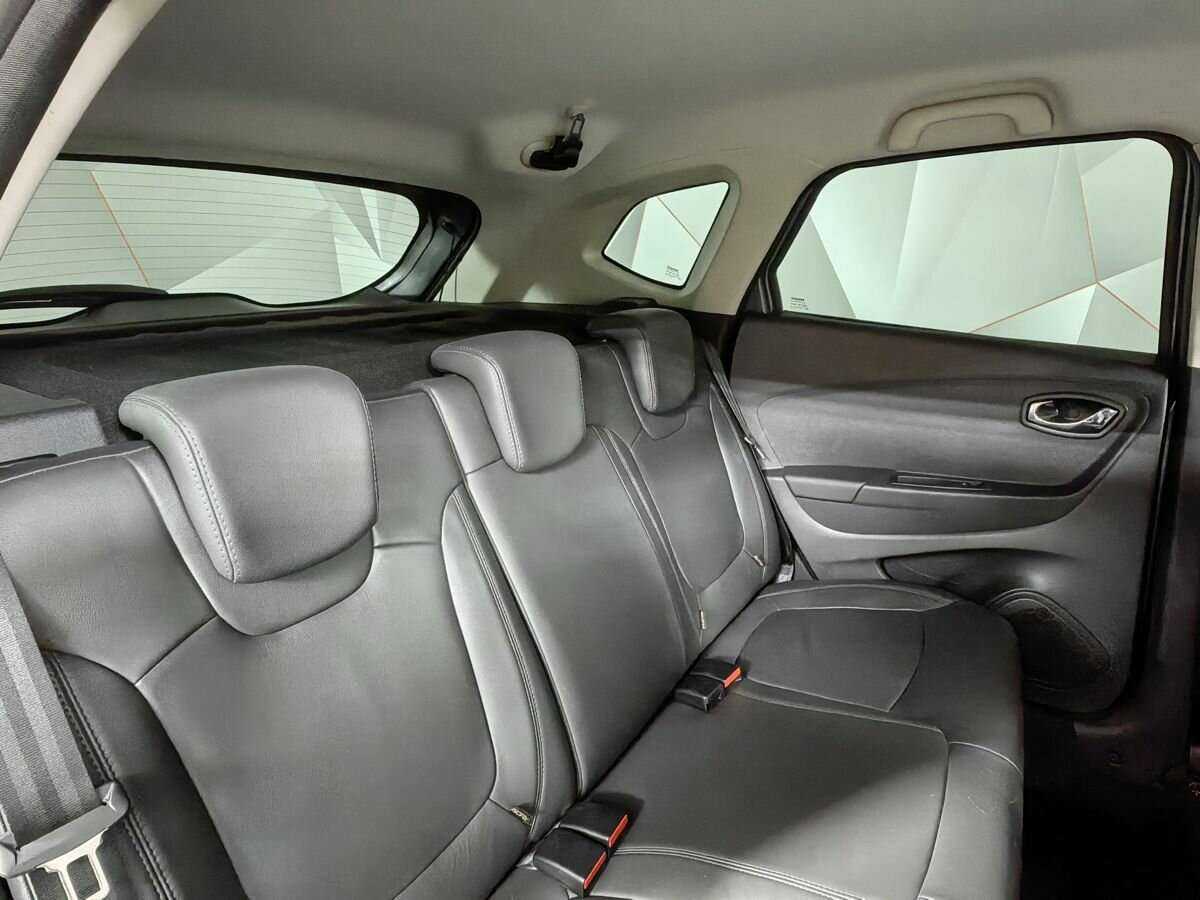 Б/У Рено Каптюр 2017 года. Фото: #10