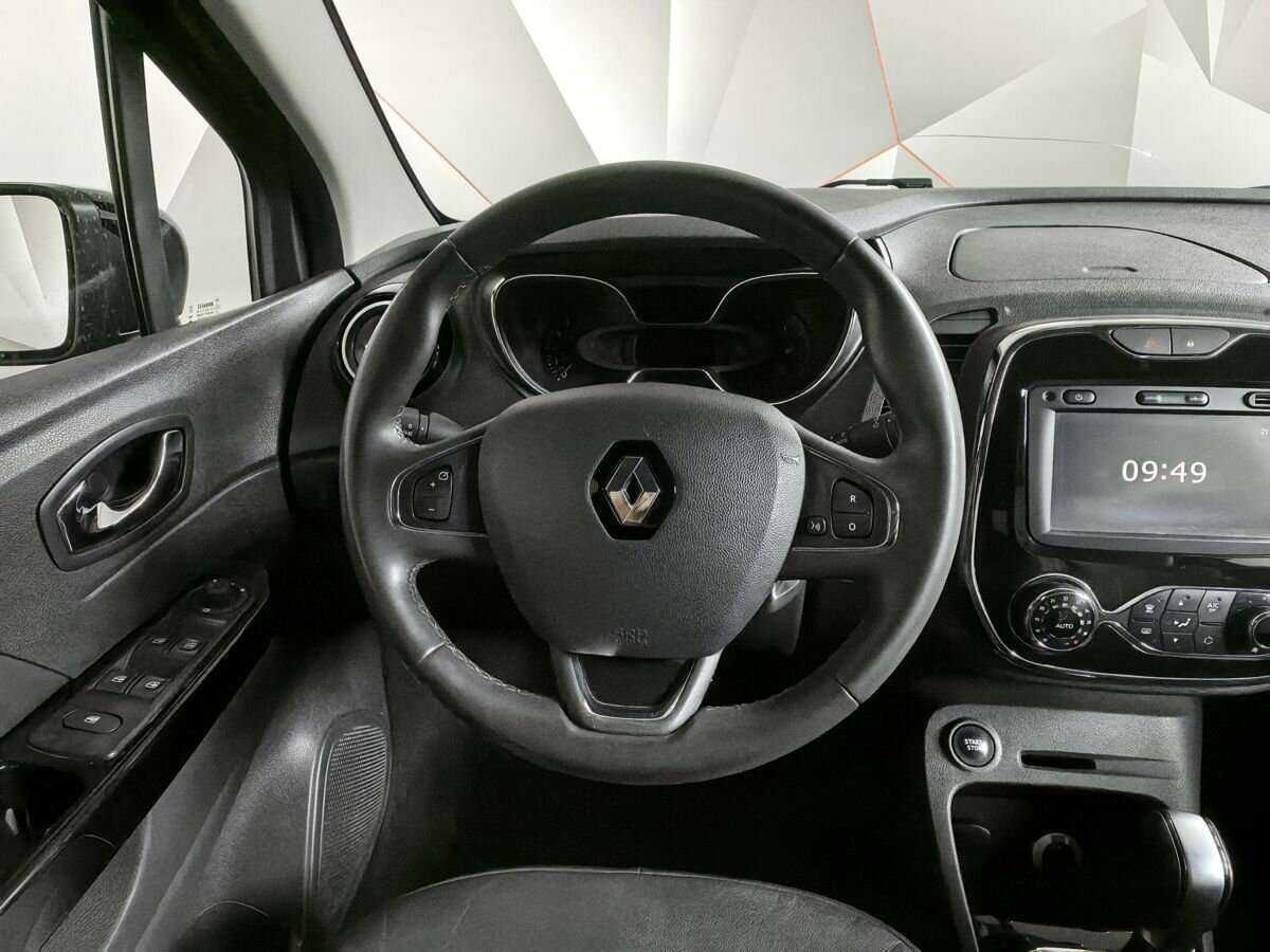 Б/У Рено Каптюр 2017 года. Фото: #12