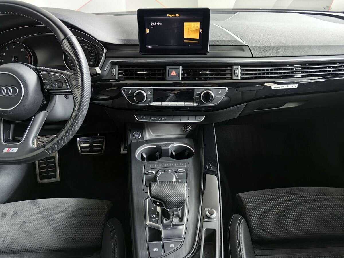 Audi A4 2016 года с пробегом. Фото: #10