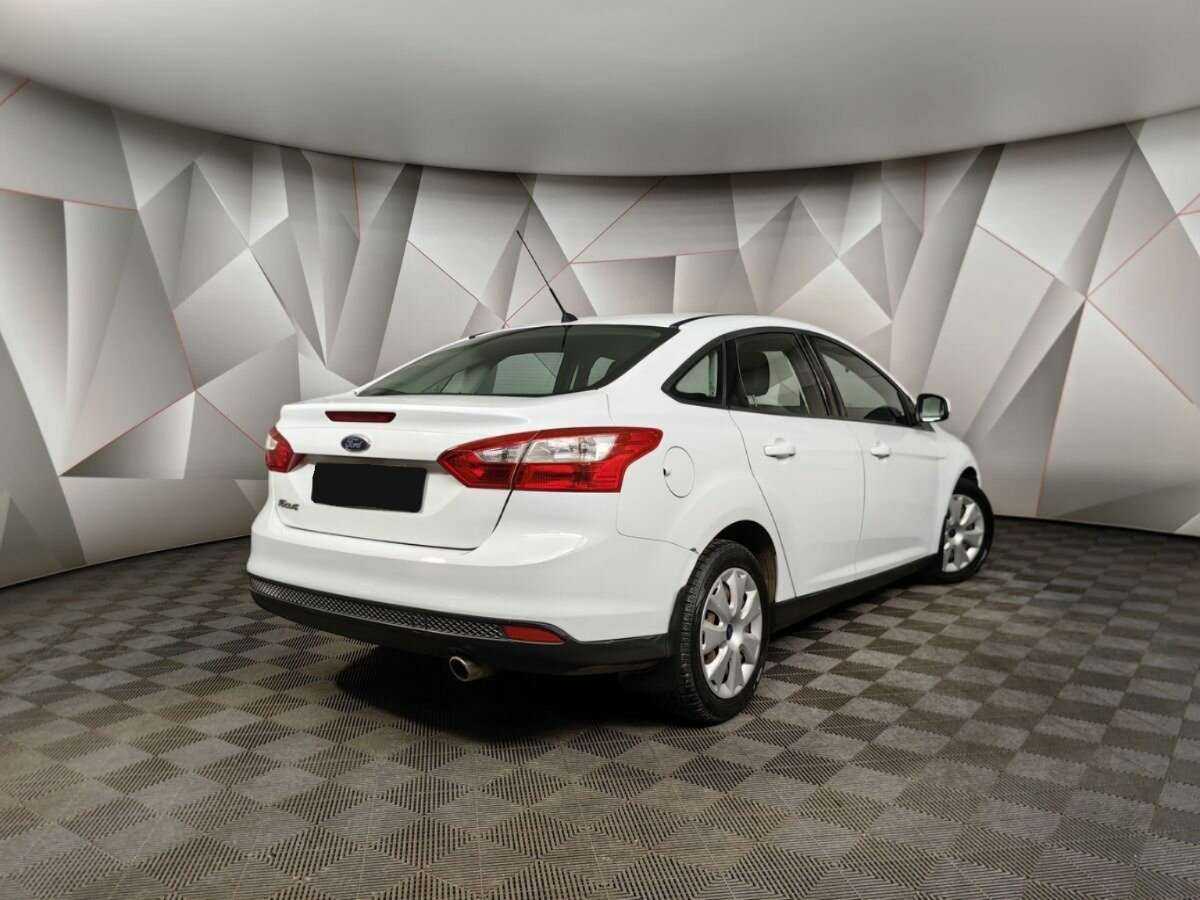 Б/У Форд Фокус 2014 года. Фото: #1