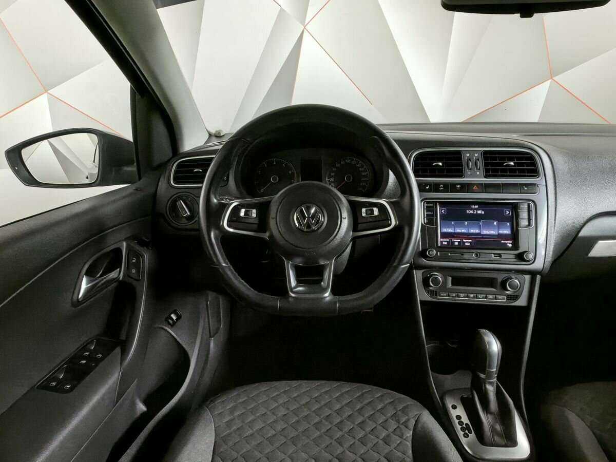 Б/У Фольксваген Поло 2018 года. Фото: #14