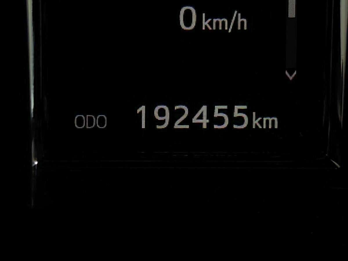 Б/У Тойота Камри 2017 года. Фото: #15