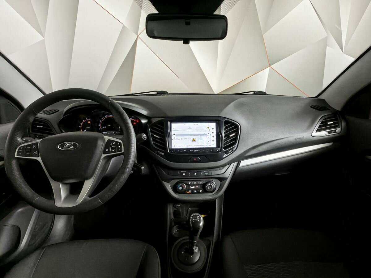 Б/У Лада (ВАЗ) Веста 2018 года. Фото: #8