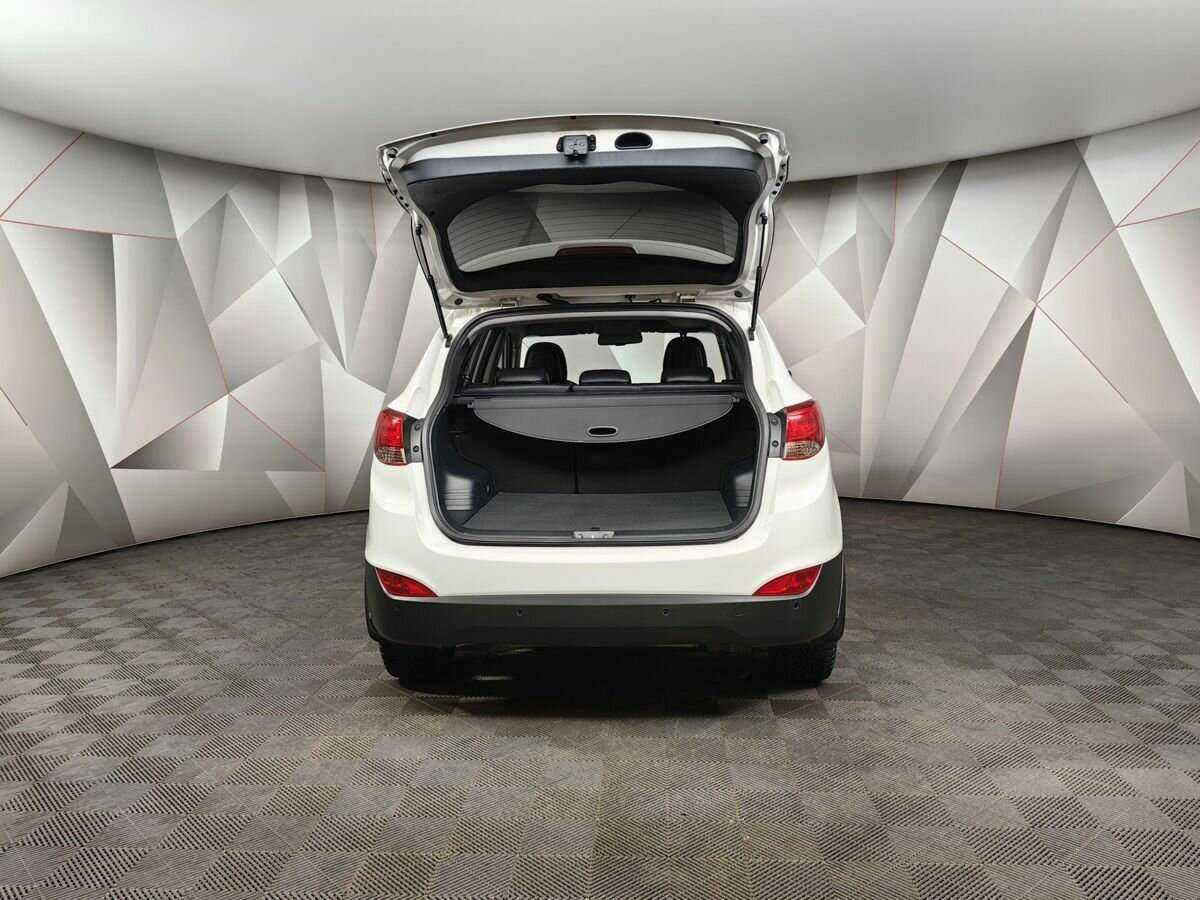 Б/У Хендай ай-икс35 2013 года. Фото: #16