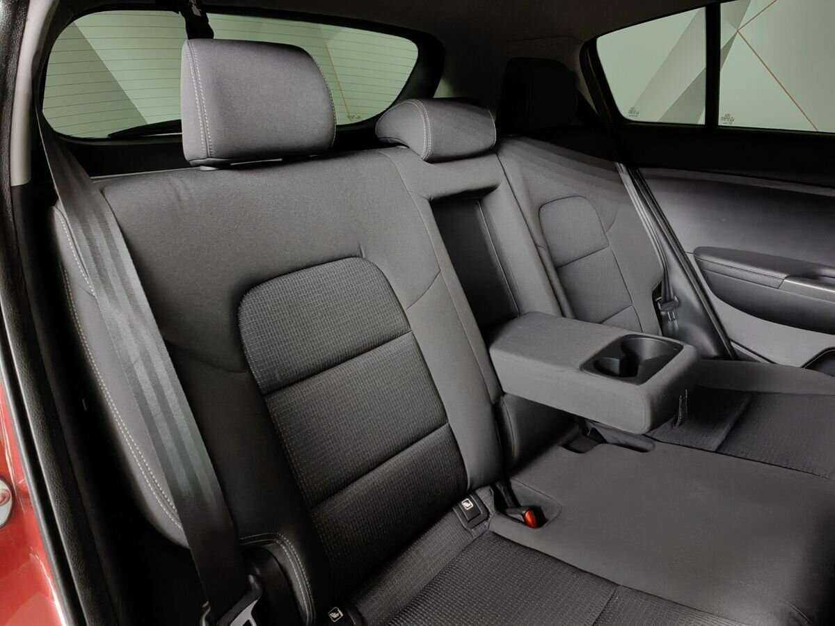 Б/У Киа Спортейдж 2017 года. Фото: #12