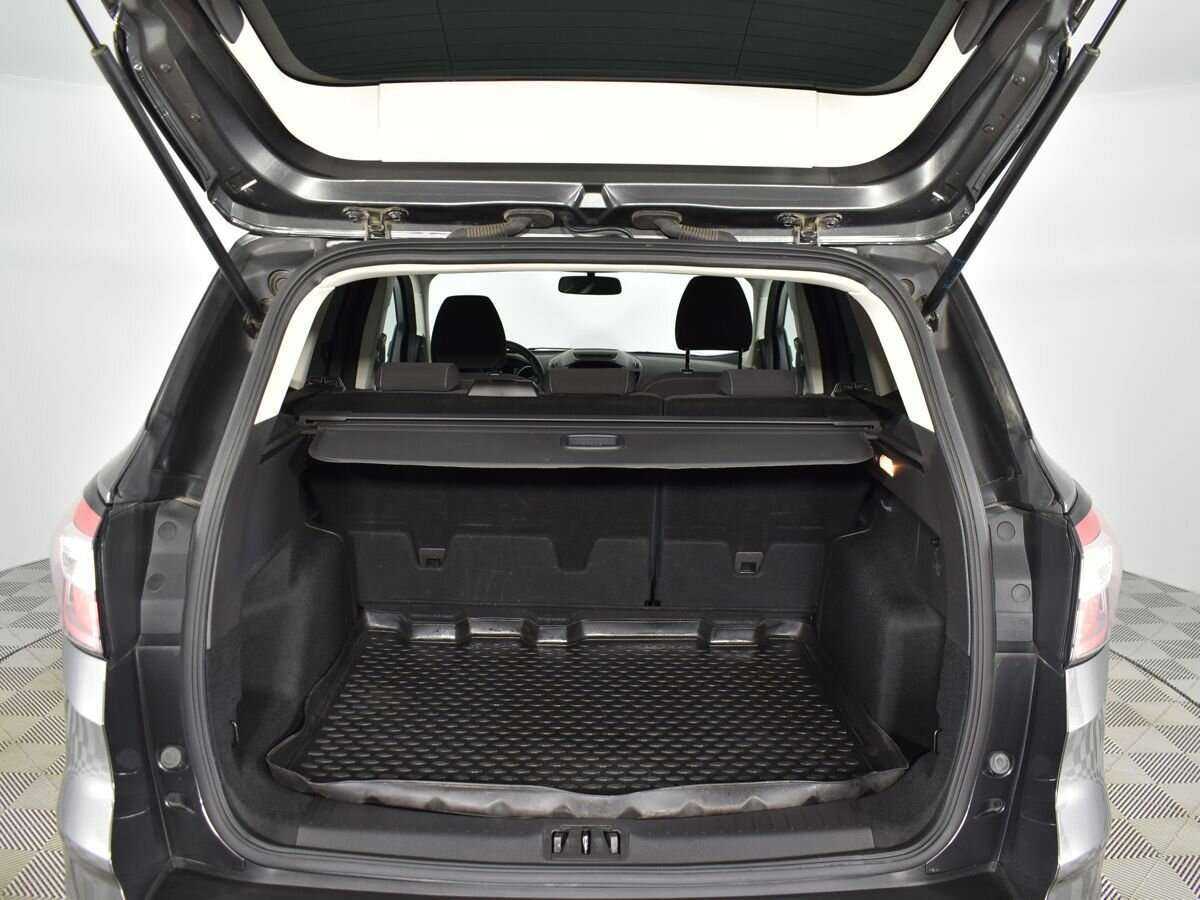 Б/У Форд Куга 2017 года. Фото: #17