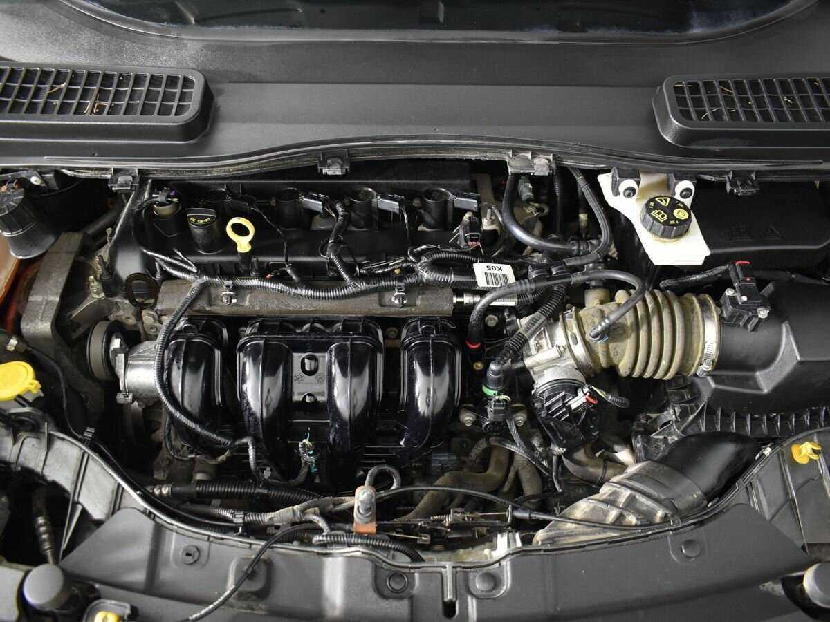 Б/У Форд Куга 2017 года. Фото: #18