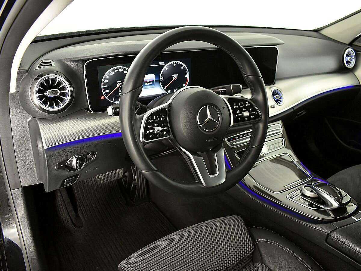 Mercedes-Benz E-Класс 2018 года с пробегом. Фото: #6