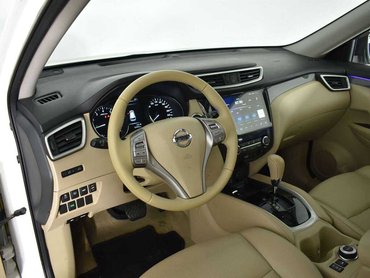 Б/У Ниссан Икс-Трейл 2016 года. Фото: #6