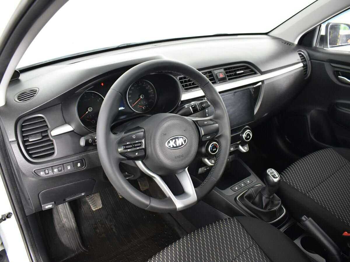 Б/У Киа Рио 2019 года. Фото: #6