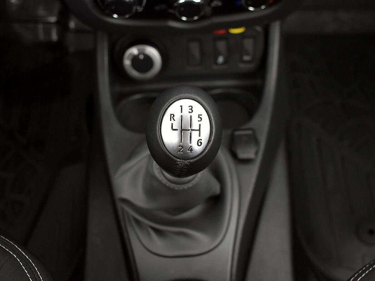 Б/У Рено Дастер 2018 года. Фото: #13