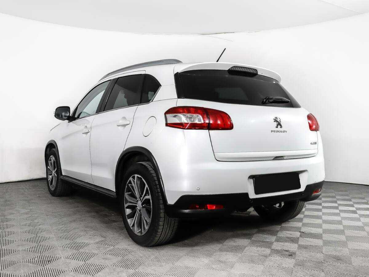 Б/У Пежо 4008 2012 года. Фото: #6