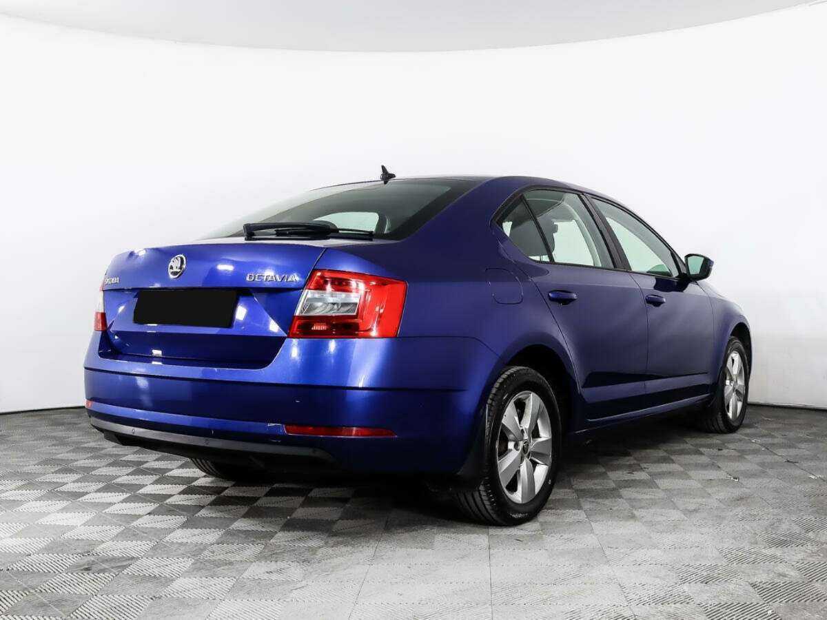 Б/У Шкода Октавия 2019 года. Фото: #3