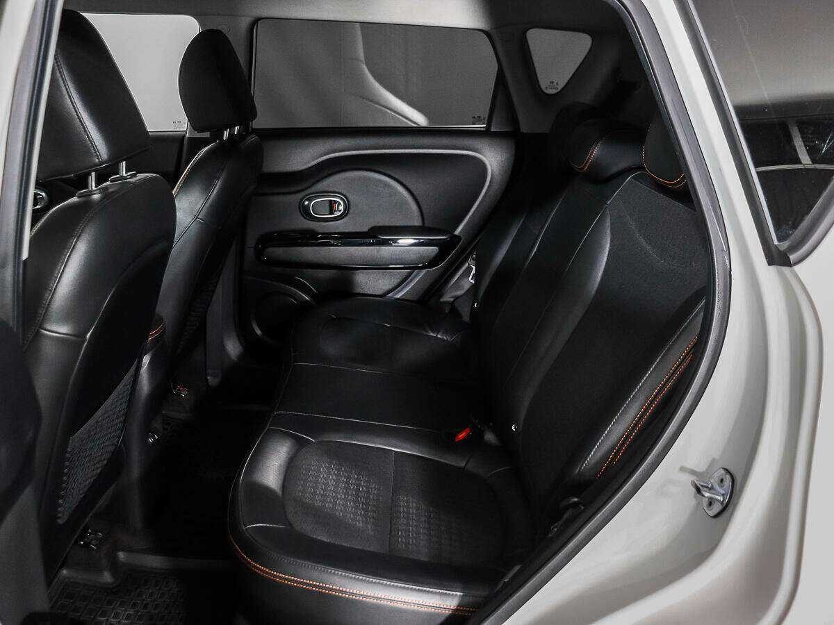 Б/У Киа Соул 2016 года. Фото: #10