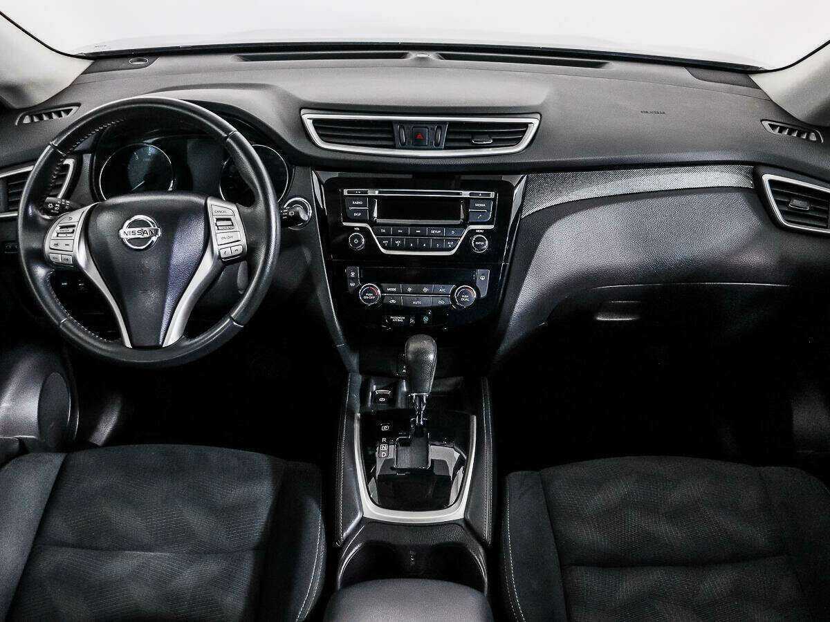 Б/У Ниссан Икс-Трейл 2016 года. Фото: #12