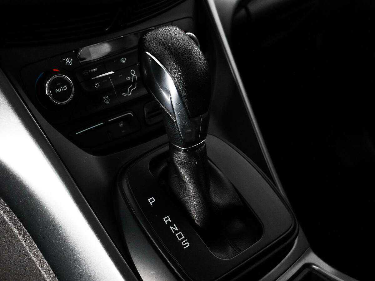 Б/У Форд Куга 2017 года. Фото: #9