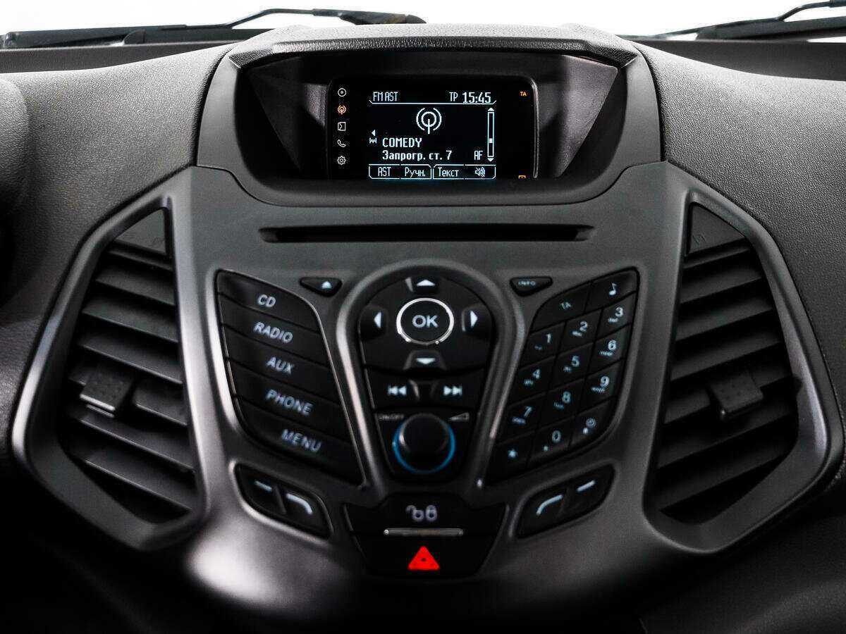 Б/У Форд ЭкоСпорт 2015 года. Фото: #12