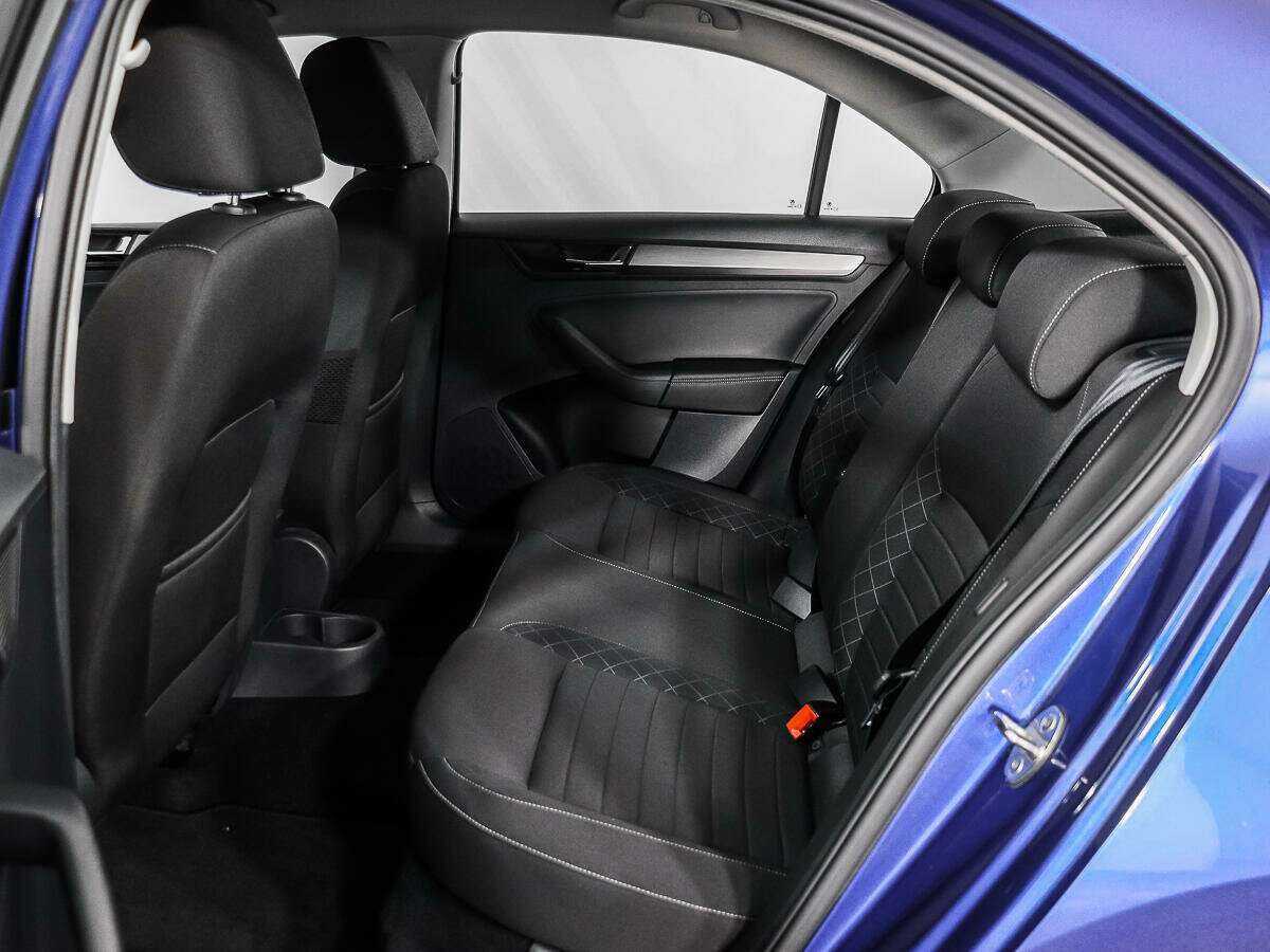 Б/У Шкода Рапид 2017 года. Фото: #9