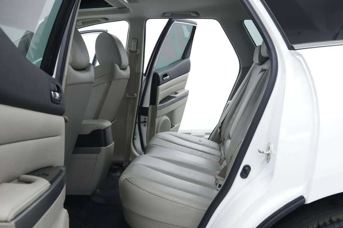 Б/У Мазда Ц-Икс-7 2012 года. Фото: #17