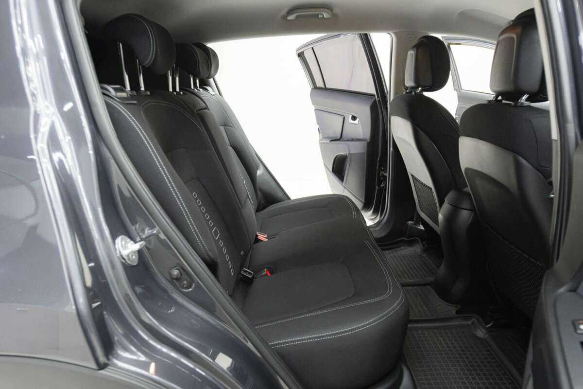 Б/У Киа Спортейдж 2015 года. Фото: #13