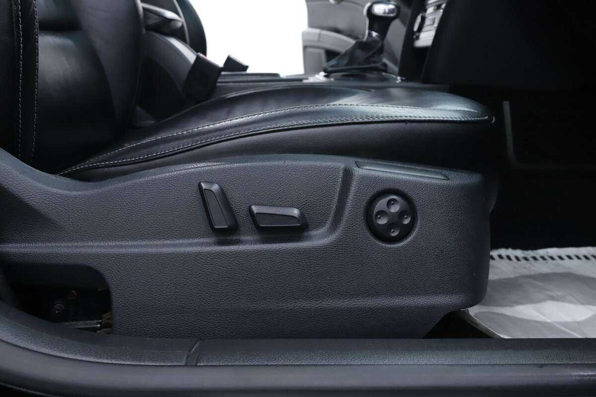 Б/У Шкода Суперб 2013 года. Фото: #17