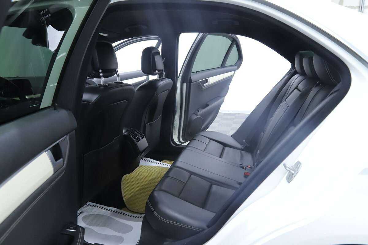 Mercedes-Benz C-Класс 2014 года с пробегом. Фото: #15