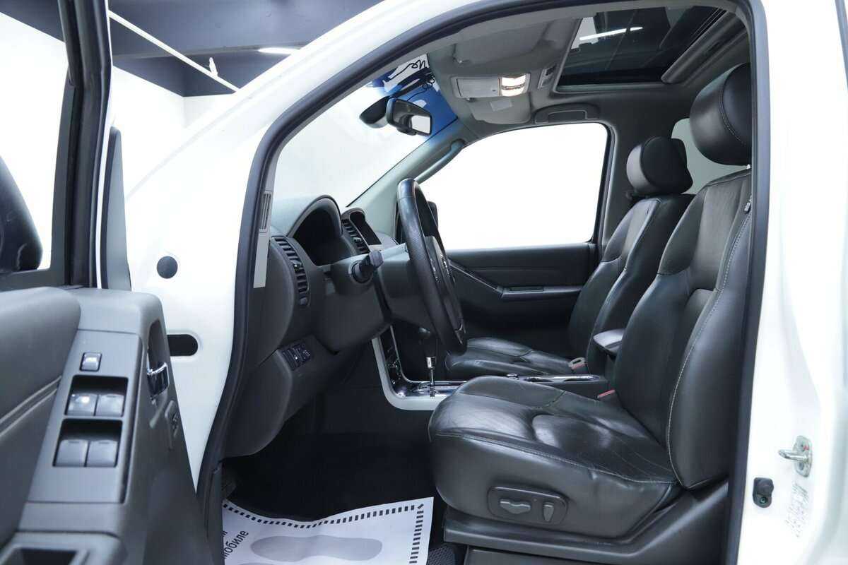 Б/У Ниссан Патфайндер 2012 года. Фото: #6