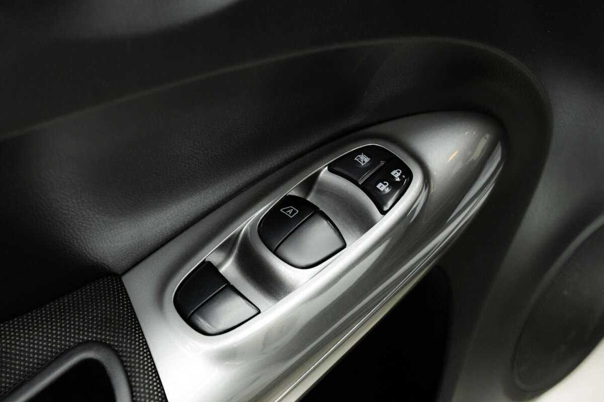 Б/У Ниссан Жук 2014 года. Фото: #12