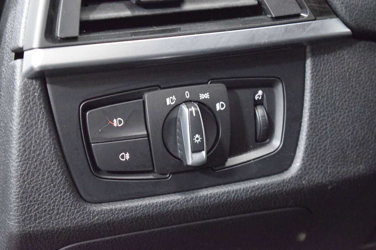 BMW 3 серии 2012 года с пробегом. Фото: #11