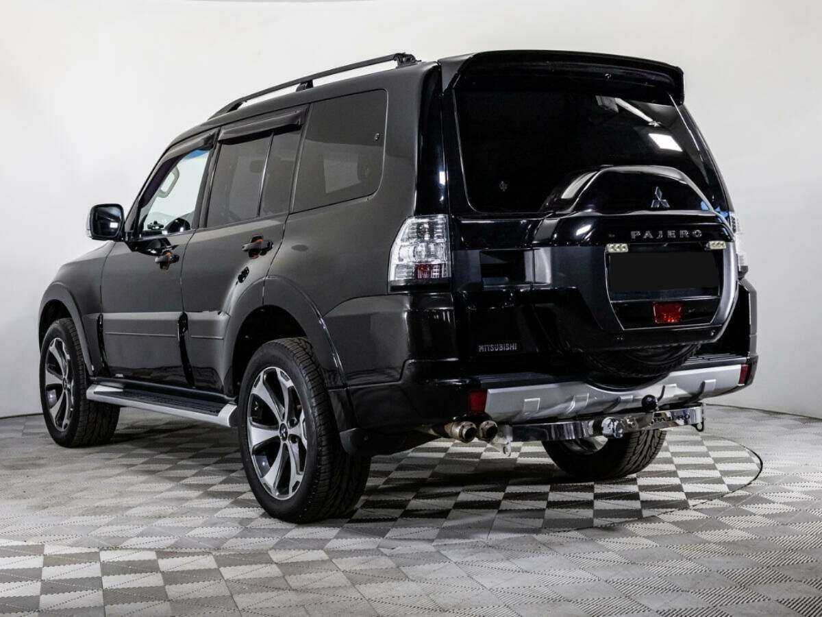 Mitsubishi Pajero 2015 года с пробегом. Фото: #6
