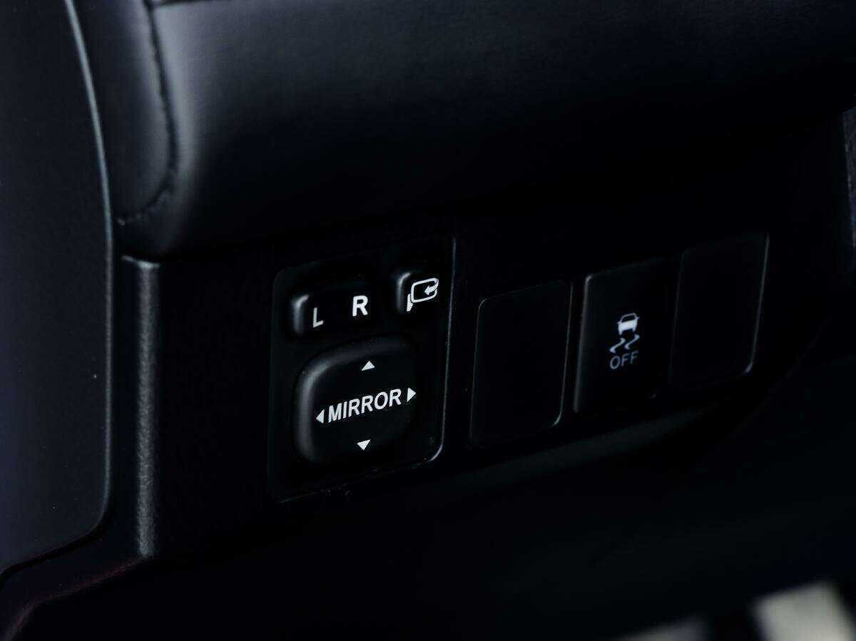 Toyota RAV4 2015 года с пробегом. Фото: #13