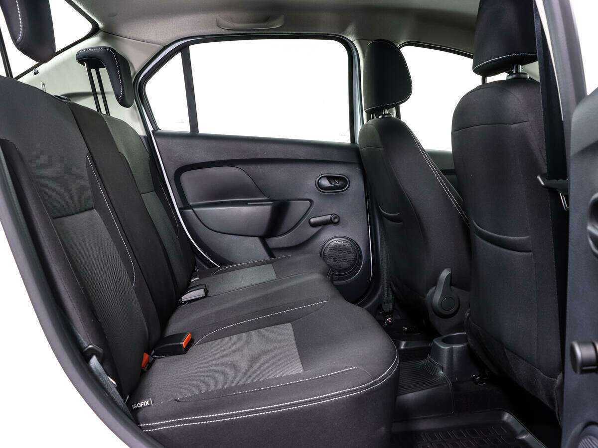 Б/У Рено Логан 2022 года. Фото: #10