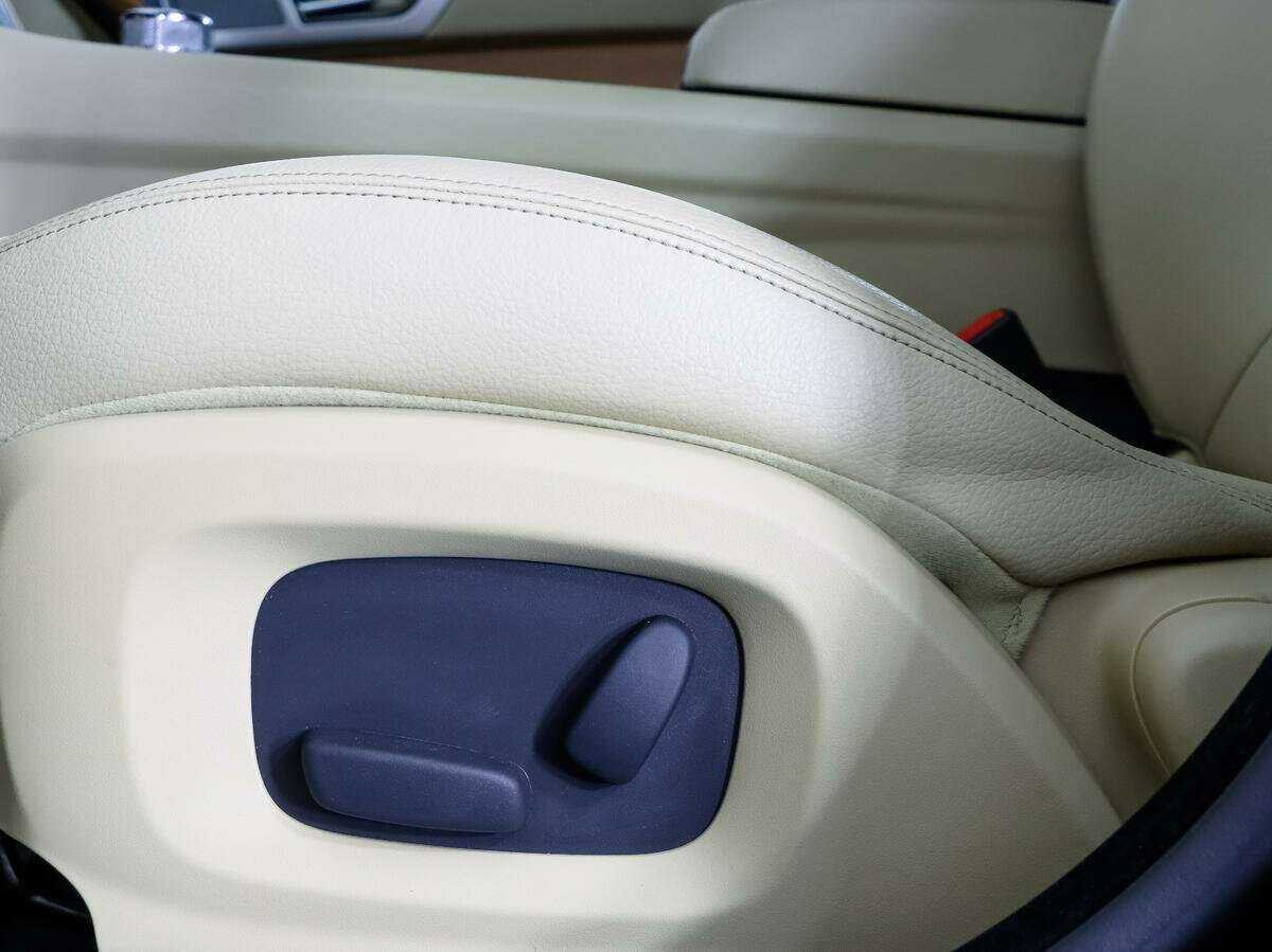 Jaguar XF 2013 года с пробегом. Фото: #10