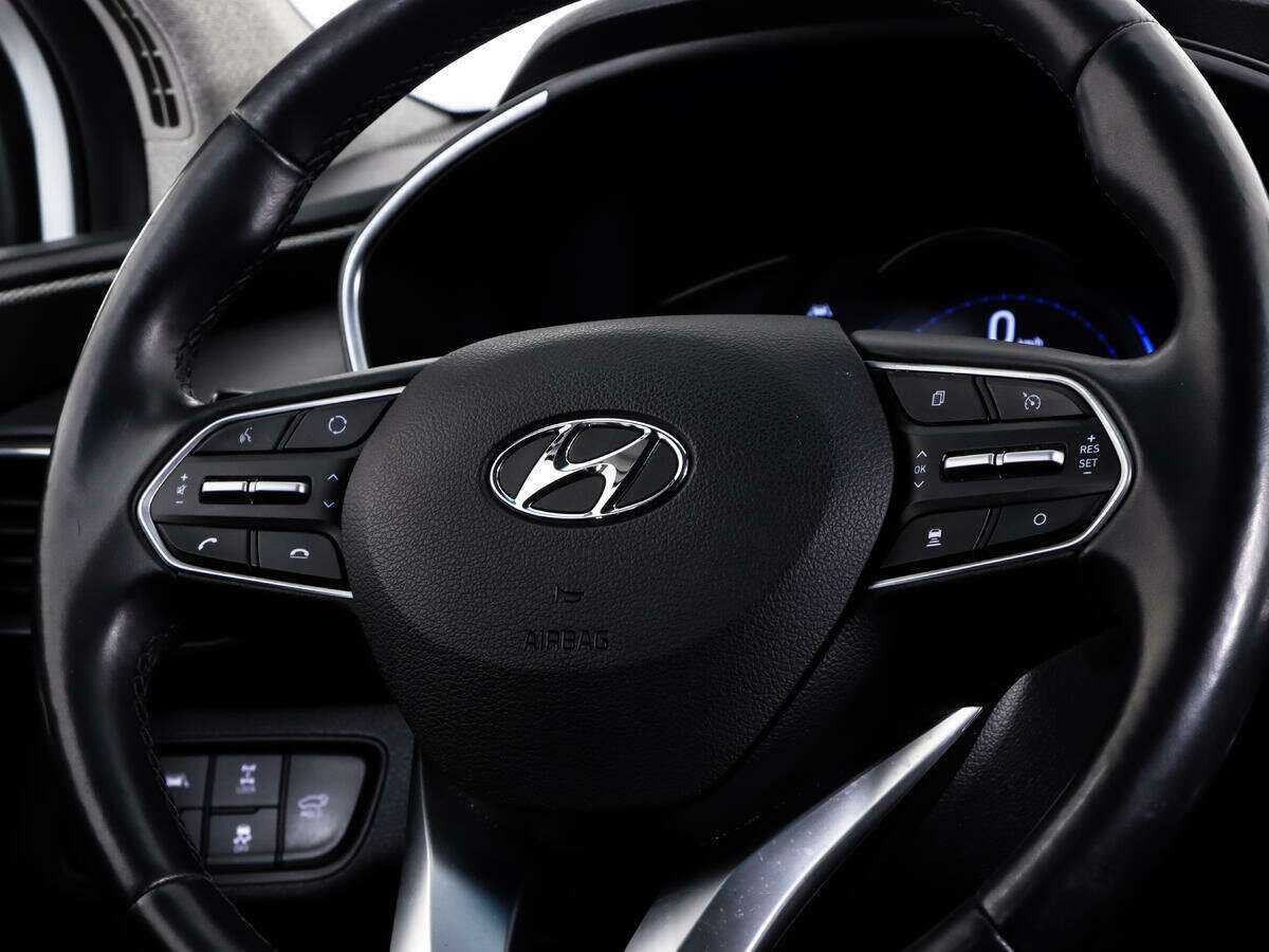 Hyundai Santa Fe 2019 года с пробегом. Фото: #10