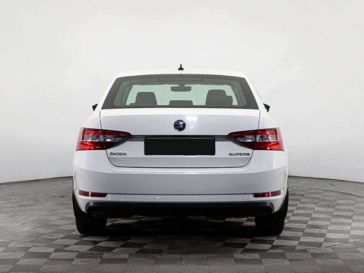 Б/У Шкода Суперб 2016 года. Фото: #4