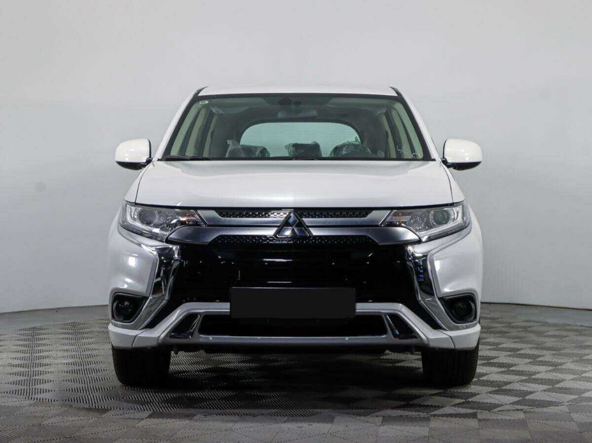 Mitsubishi Outlander 2022 года с пробегом. Фото: #1