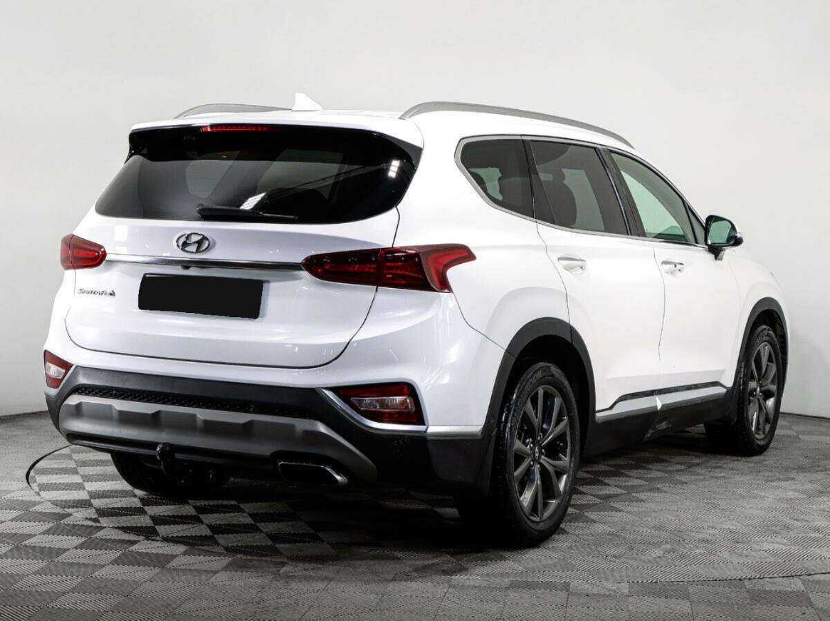 Hyundai Santa Fe 2018 года с пробегом. Фото: #3