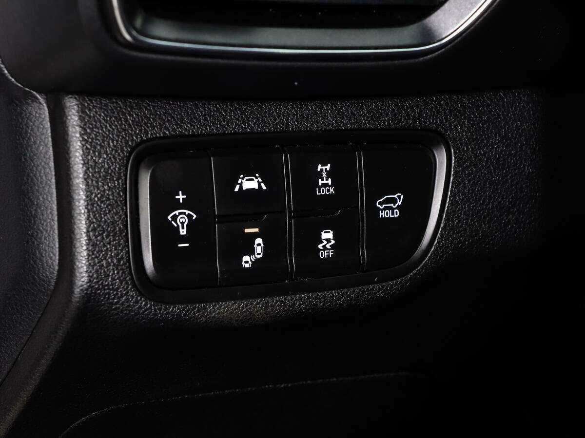 Hyundai Santa Fe 2018 года с пробегом. Фото: #12