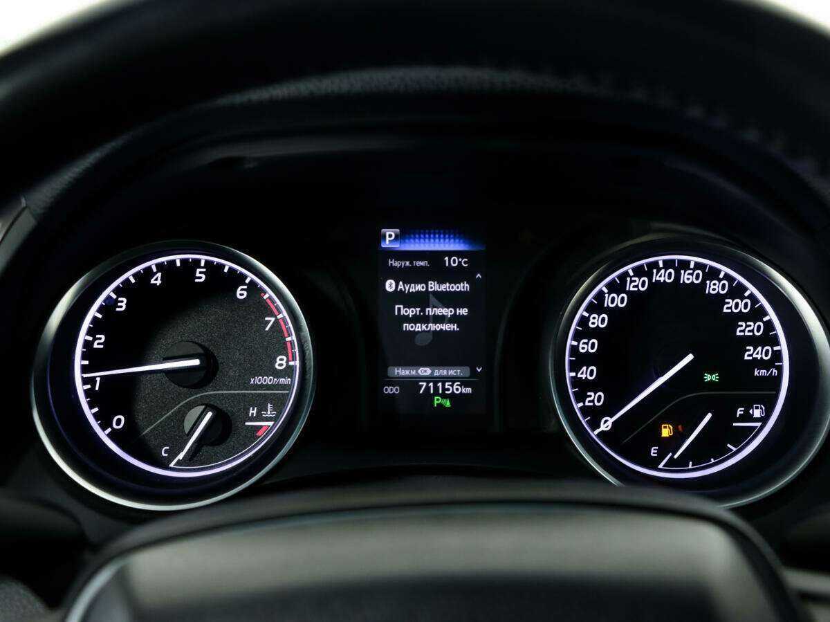 Toyota Camry 2018 года с пробегом. Фото: #18