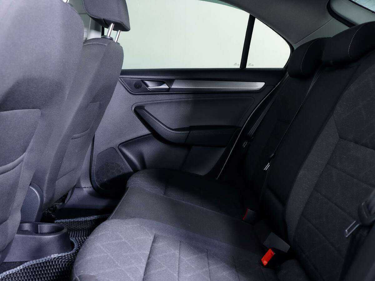 Б/У Фольксваген Поло 2021 года. Фото: #10